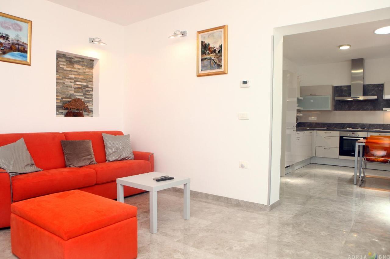 Classy Apartment With Garden View Laura Portoroz Luaran gambar